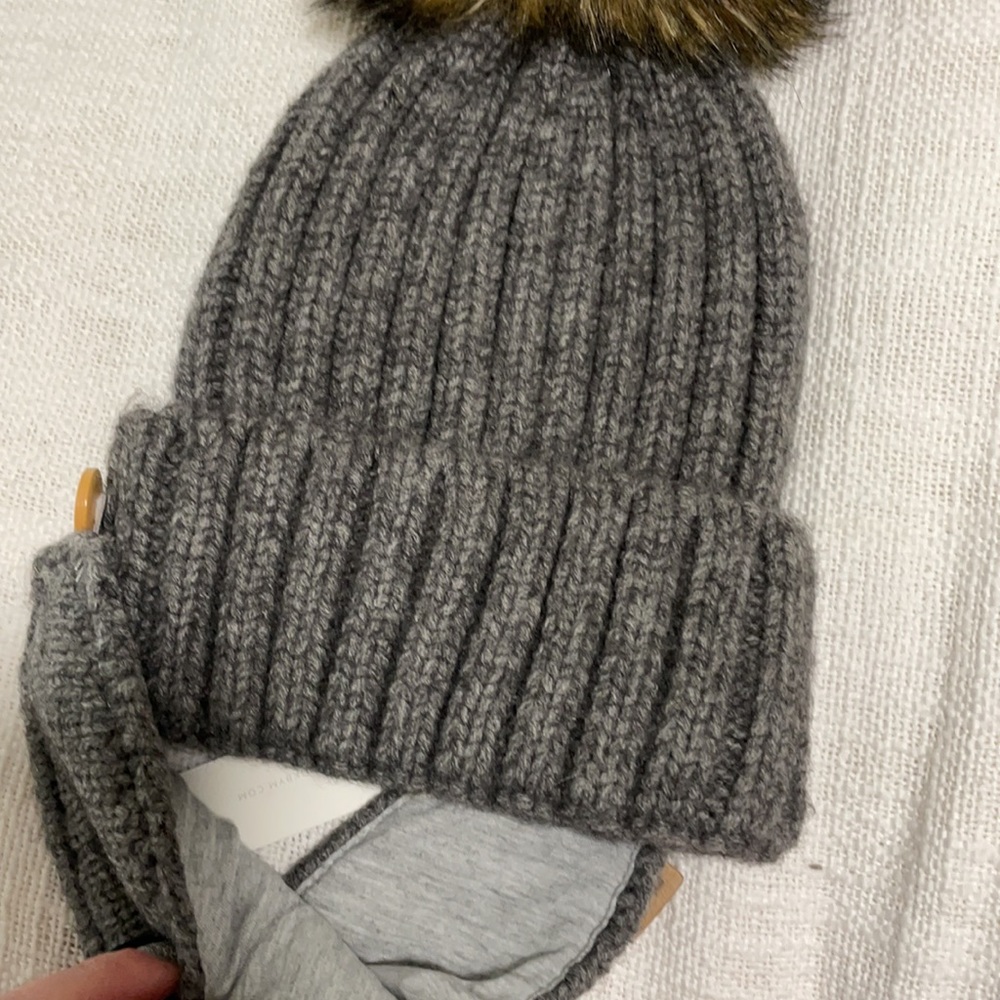 Grey Chunky Ribbed Masked Hat❄️ - Picture 3 of 6